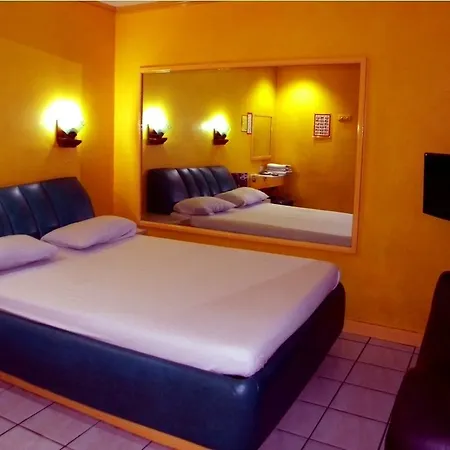 Halina Hotel Avenida